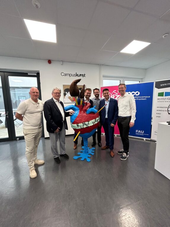 Kunst und Medizin gehen im Medizincampus Oberfranken neue Wege
